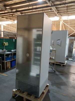-40°C Biomedizinischer Tiefkühlschrank. Vertikaler medizinischer Tiefkühlschrank mit 328L Kapazität und 5 Innentüren.